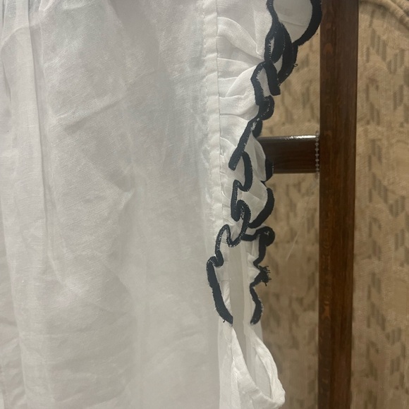 FRAME SHEER SLEEVELESS BLOUSE - Picture 7 of 10